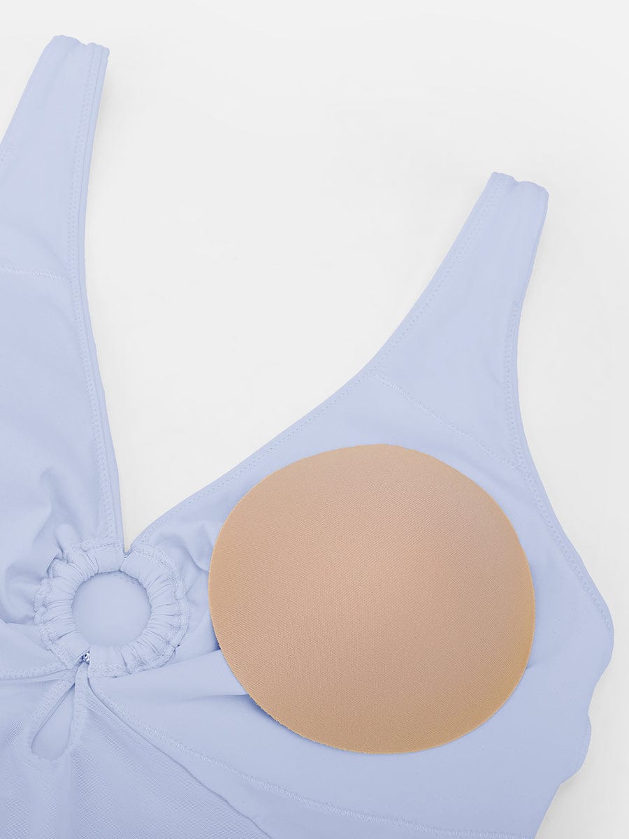 LumaShape Swimsuit — detail beenuitsnijding